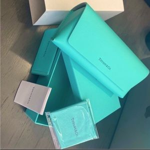Brand new Luxury Tiffany&Co case